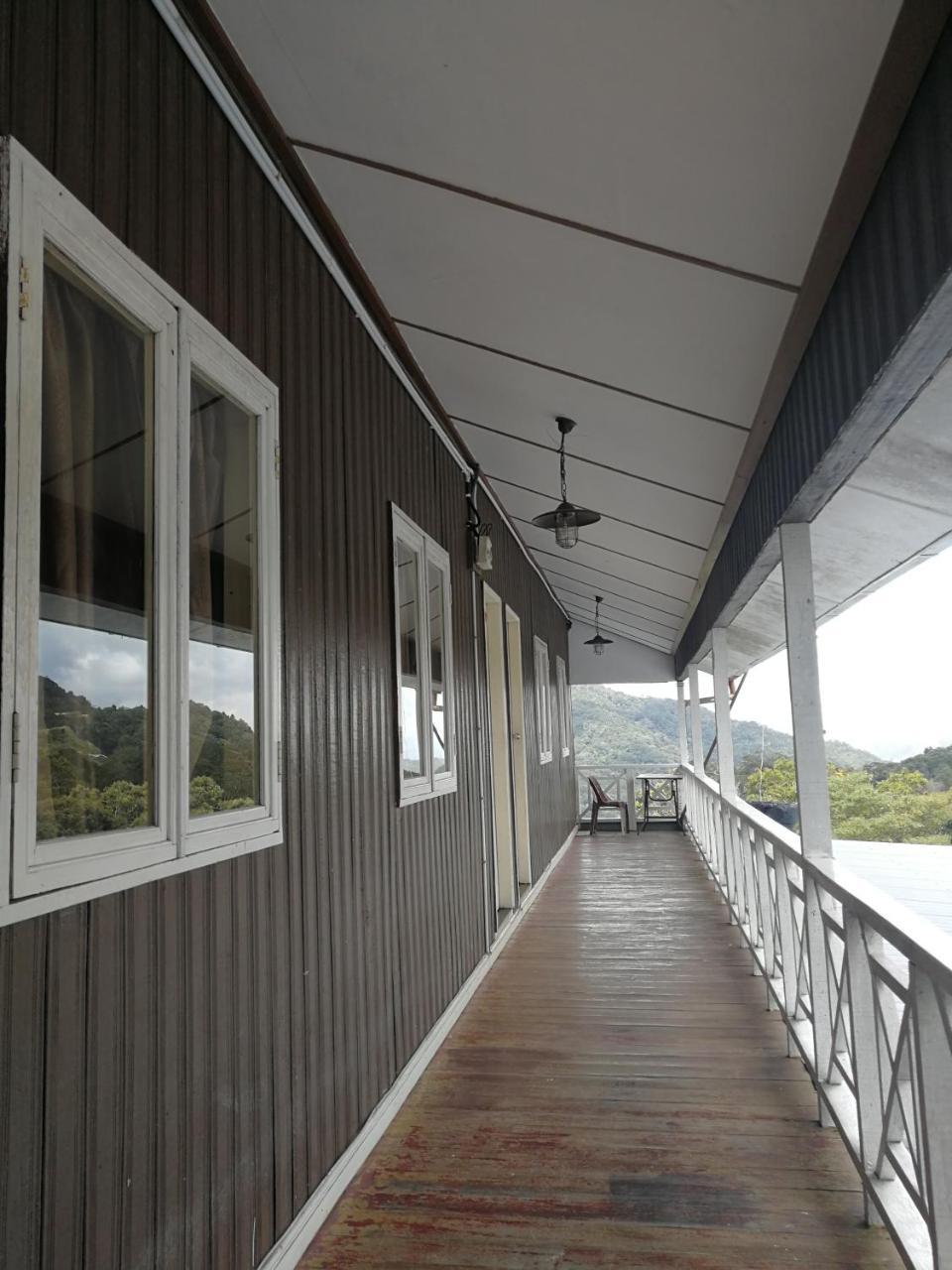 Ceaser'S Place Kampong Kundassan エクステリア 写真